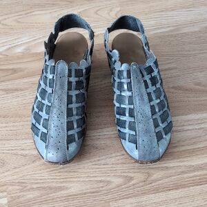 {Firm Price} Rieker Sina Gray Woven Leather Sandals